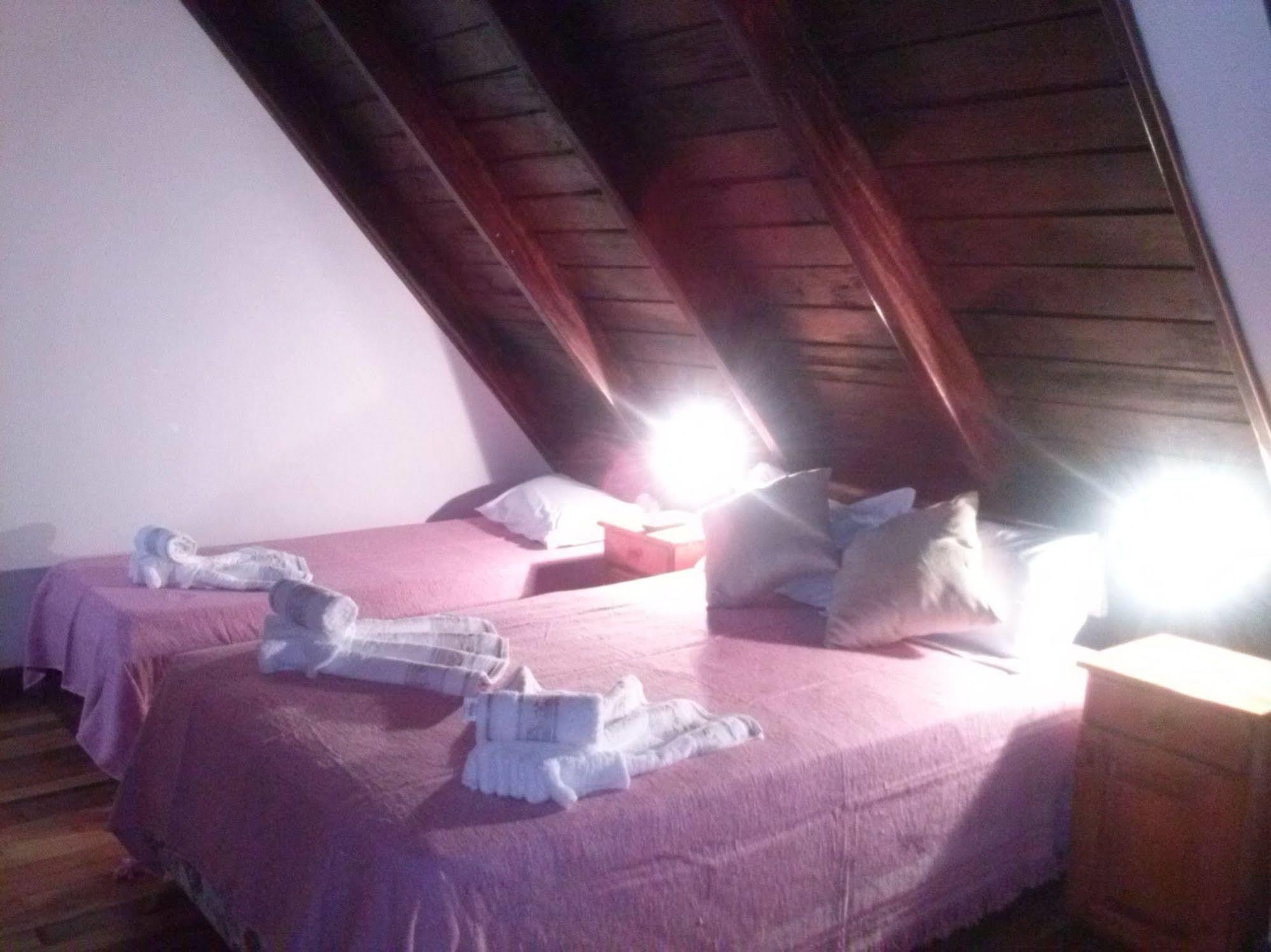 Petit Hotel Caraguata Puerto Iguazú Extérieur photo
